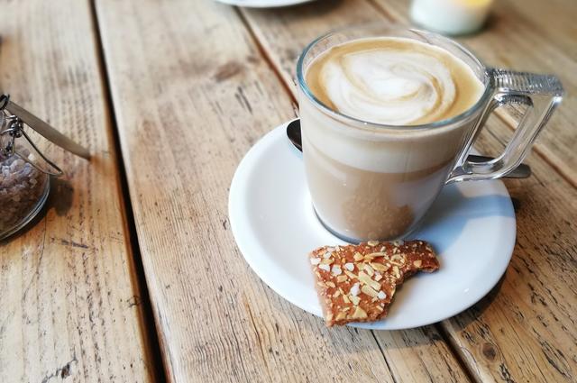 Кофе в Амстердаме Кофе в Амстердаме